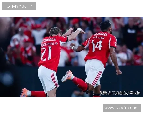 中超精彩对决本菲卡大胜曼联补时进球引发全场狂欢战术分析揭秘