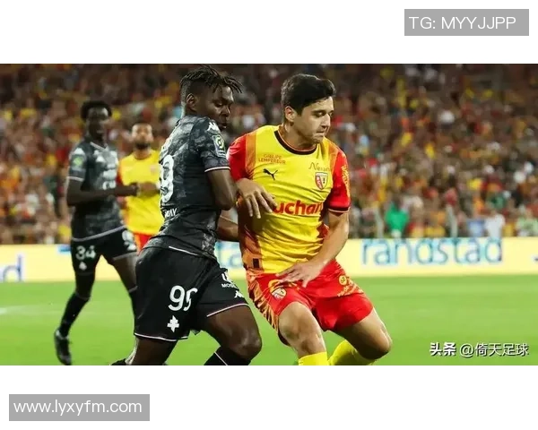 友谊赛精彩对决：多特蒙德与本菲卡战成平局引发热议