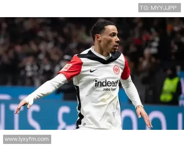 莱比锡与曼联友谊赛激战四三赛后点评引发热议与反思 莱比锡与曼联友谊赛激战四三赛后点评引发热议与反思