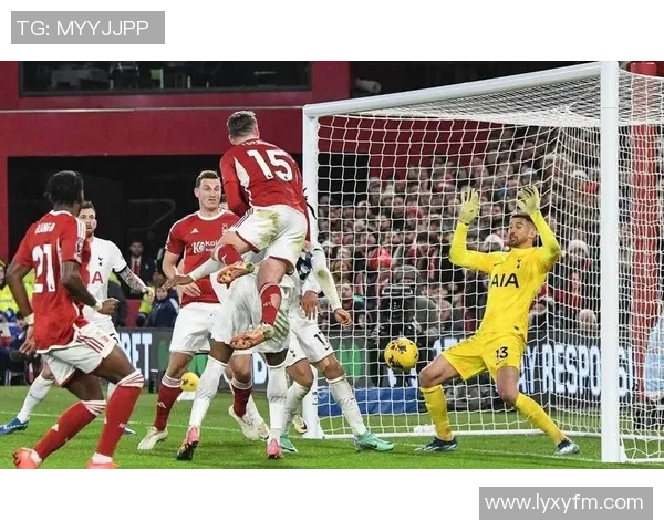 中超精彩对决热刺与那不勒斯激战成平局神扑瞬间成比赛转折点