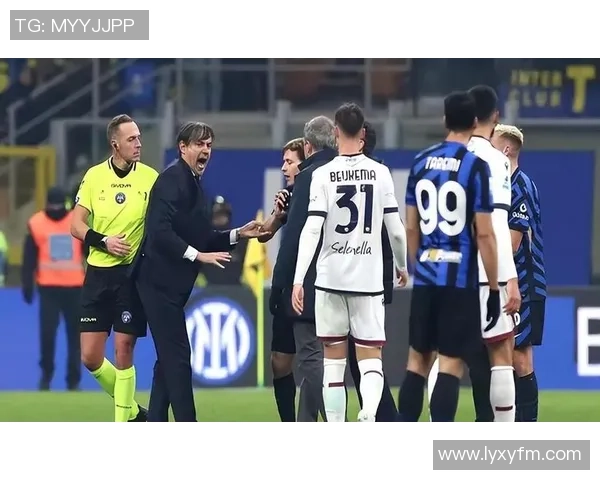 国米友谊赛狂胜里昂6-2神扑引发全场热议与争议判罚 国米友谊赛狂胜里昂6-2神扑引发全场热议与争议判罚