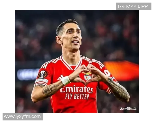 英超激战拜仁小胜本菲卡红牌事件引发全场热议与转会传闻 英超激战拜仁小胜本菲卡红牌事件引发全场热议与转会传闻