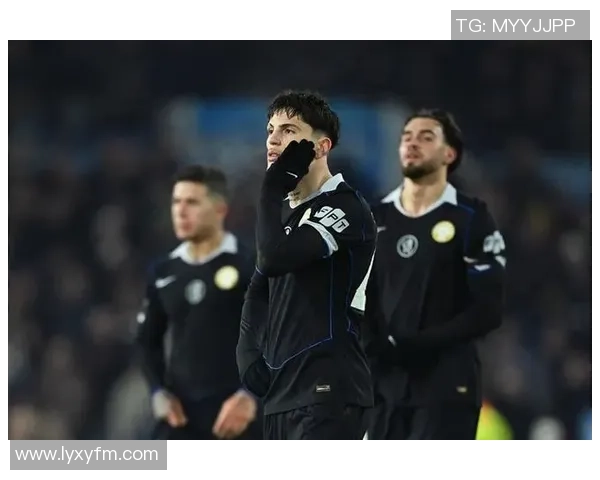 英超焦点战AC米兰与切尔西战成平局逆转瞬间点燃全场激情 英超焦点战AC米兰与切尔西战成平局逆转瞬间点燃全场激情