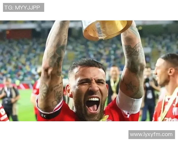 德甲盛宴波尔图狂胜里昂引发争议判罚全场沸腾 德甲盛宴波尔图狂胜里昂引发争议判罚全场沸腾