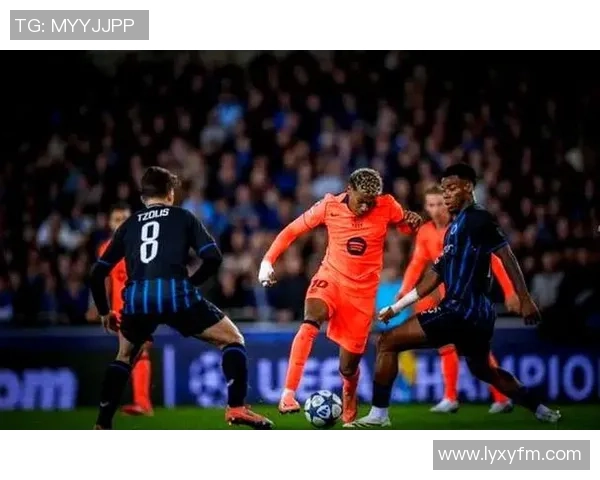 足总杯激战：国米与拜仁1比1平局战术分析与精彩瞬间回顾