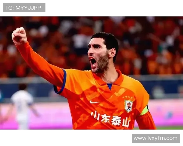 中超激战本菲卡逆转莱比锡争议判罚引发全场热议与球迷愤怒