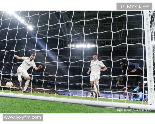 国王杯精彩对决切尔西与里昂战成平局乌龙球成比赛转折点